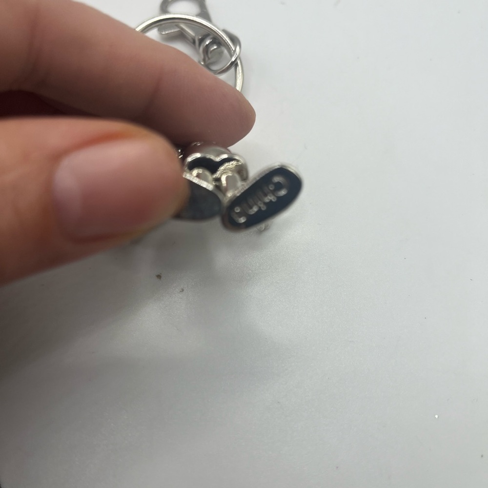 💕Disney Mickey Keychain 💕 - Picture 5 of 5